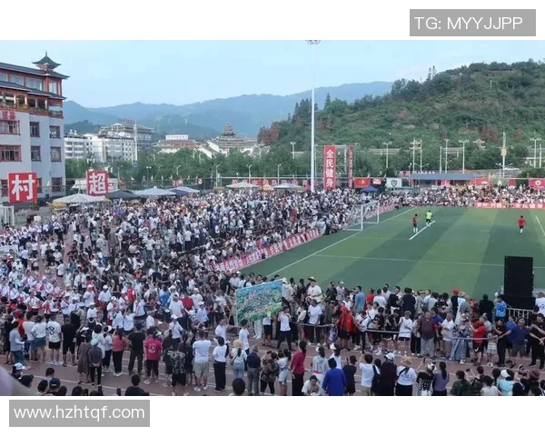 香港足球明星村超盛典揭幕球迷热情高涨共庆足球盛事 香港足球明星村超盛典揭幕球迷热情高涨共庆足球盛事