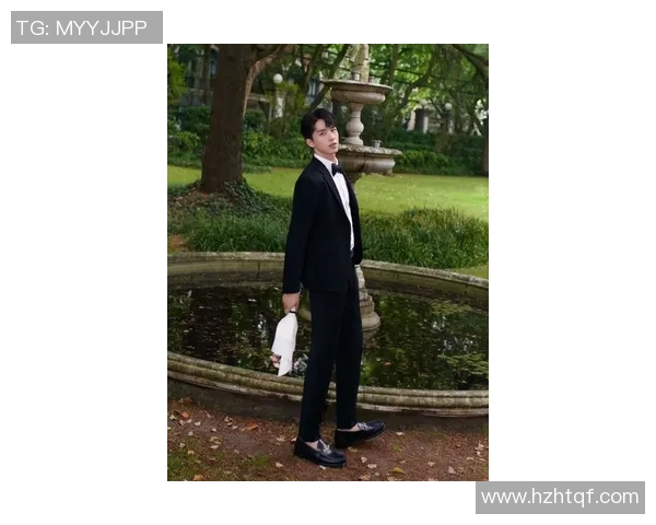 足球明星与章若楠的浪漫邂逅揭示了运动与艺术的完美交融 足球明星与章若楠的浪漫邂逅揭示了运动与艺术的完美交融